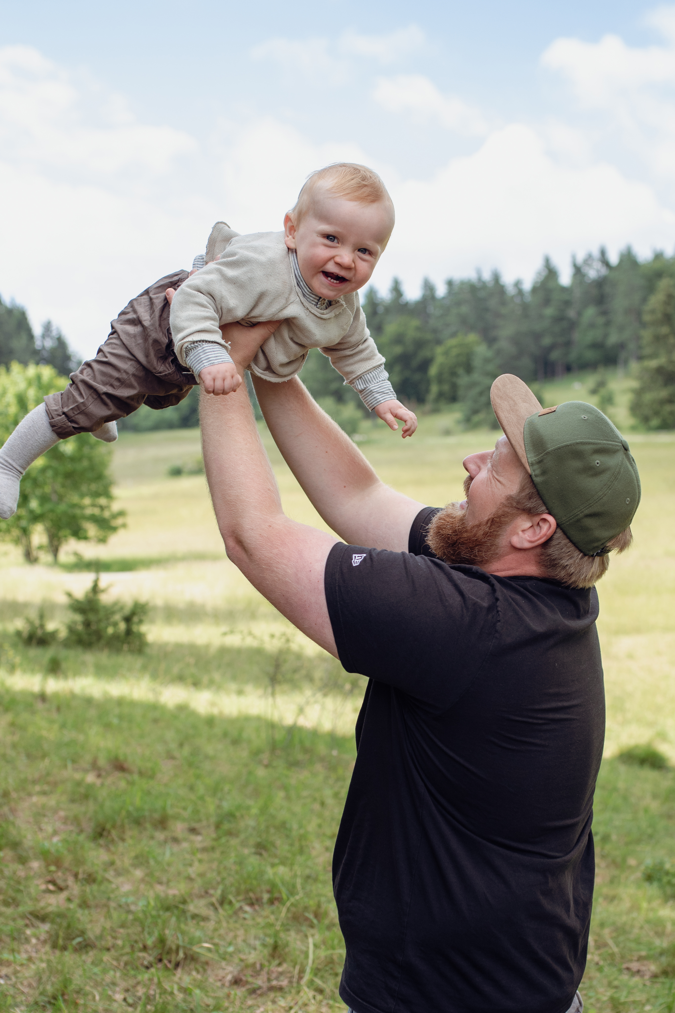 Babyfoto in natuerlichem Licht – Familie und Baby, Albstadt & Zollernalbkreis